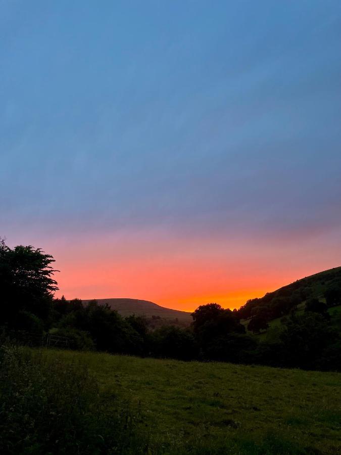 Black Mountains Stylish Hideaway, Nr Crickhowell Llanbedr  외부 사진